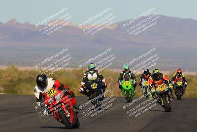 media/Oct-29-2022-CVMA (Sat) [[14c0aa3b66]]/Race 11 Amateur Supersport Open/